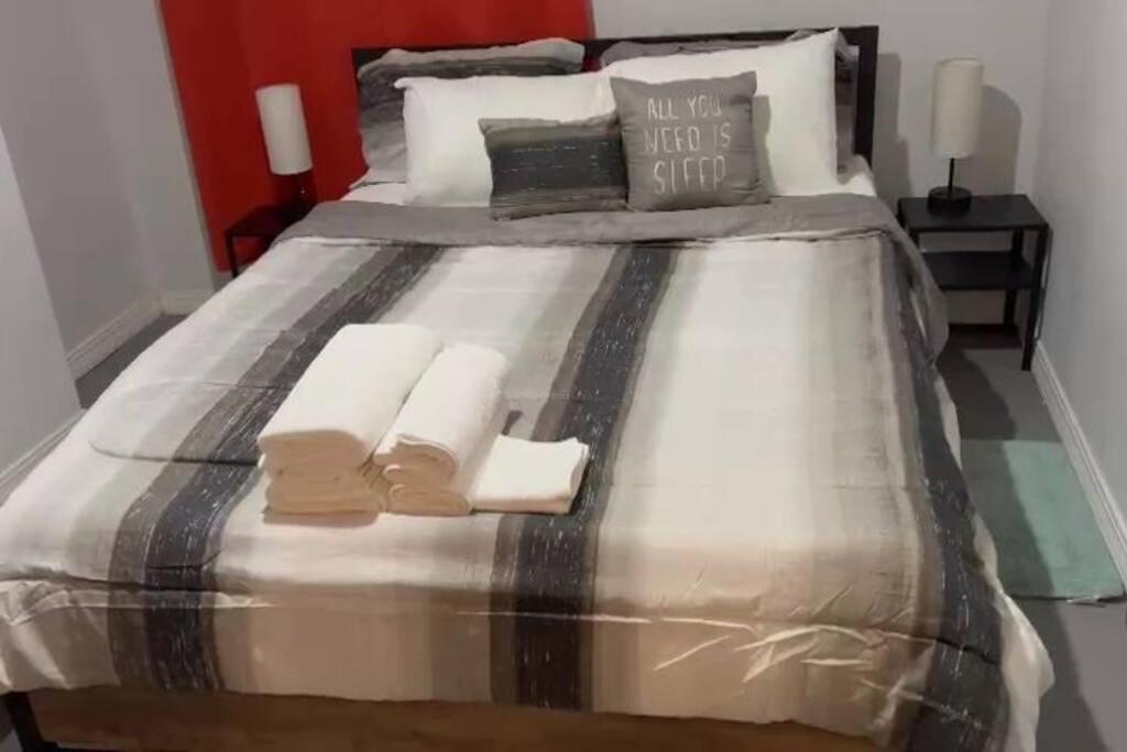 Your Cozy Comfy Rental New York Eksteriør billede