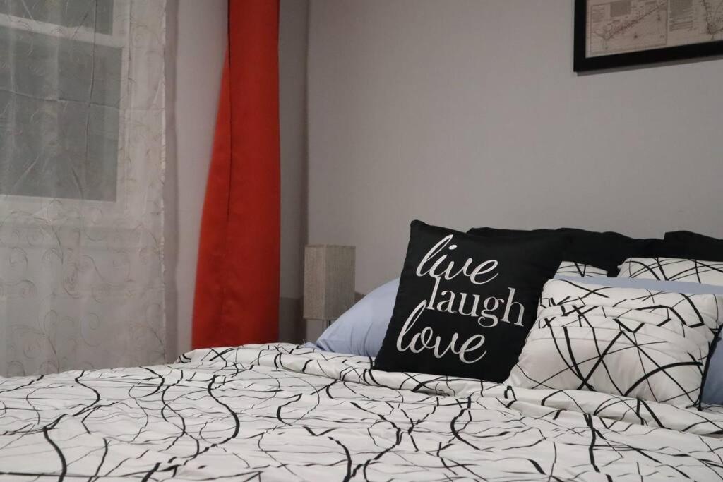 Your Cozy Comfy Rental New York Eksteriør billede