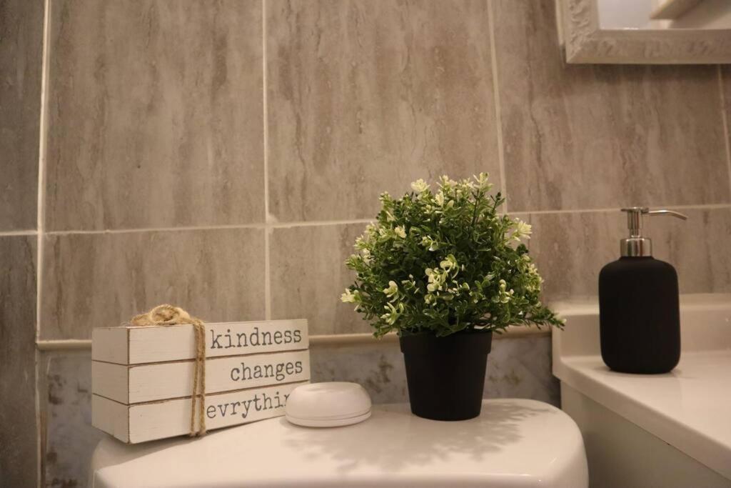 Your Cozy Comfy Rental New York Eksteriør billede